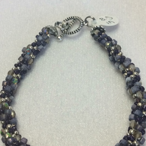 FINAL SALE PRICE Designer 2 Pc Bracelet & ER Set in Purple & Silver - Picture 2 of 4